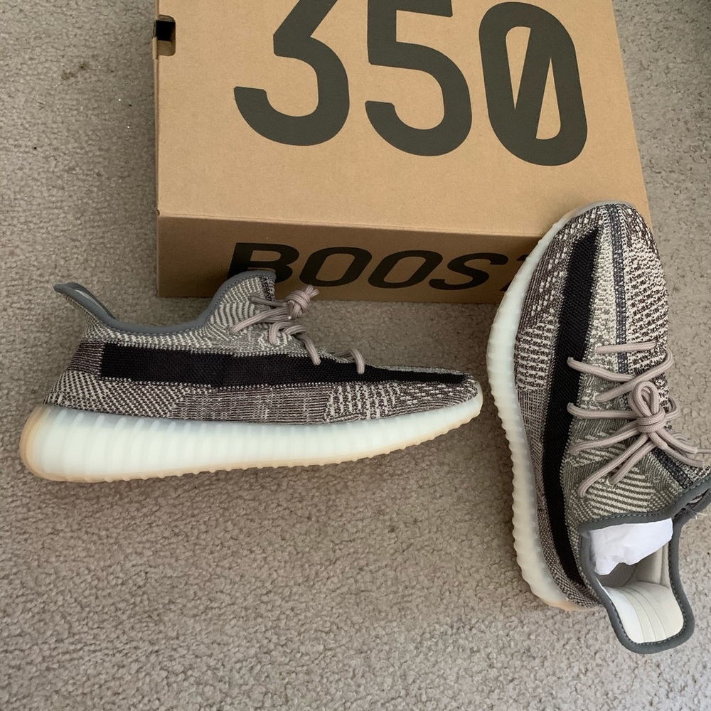 adidas Yeezy Boost 350 V2 Zyon - Picture 6 of 7